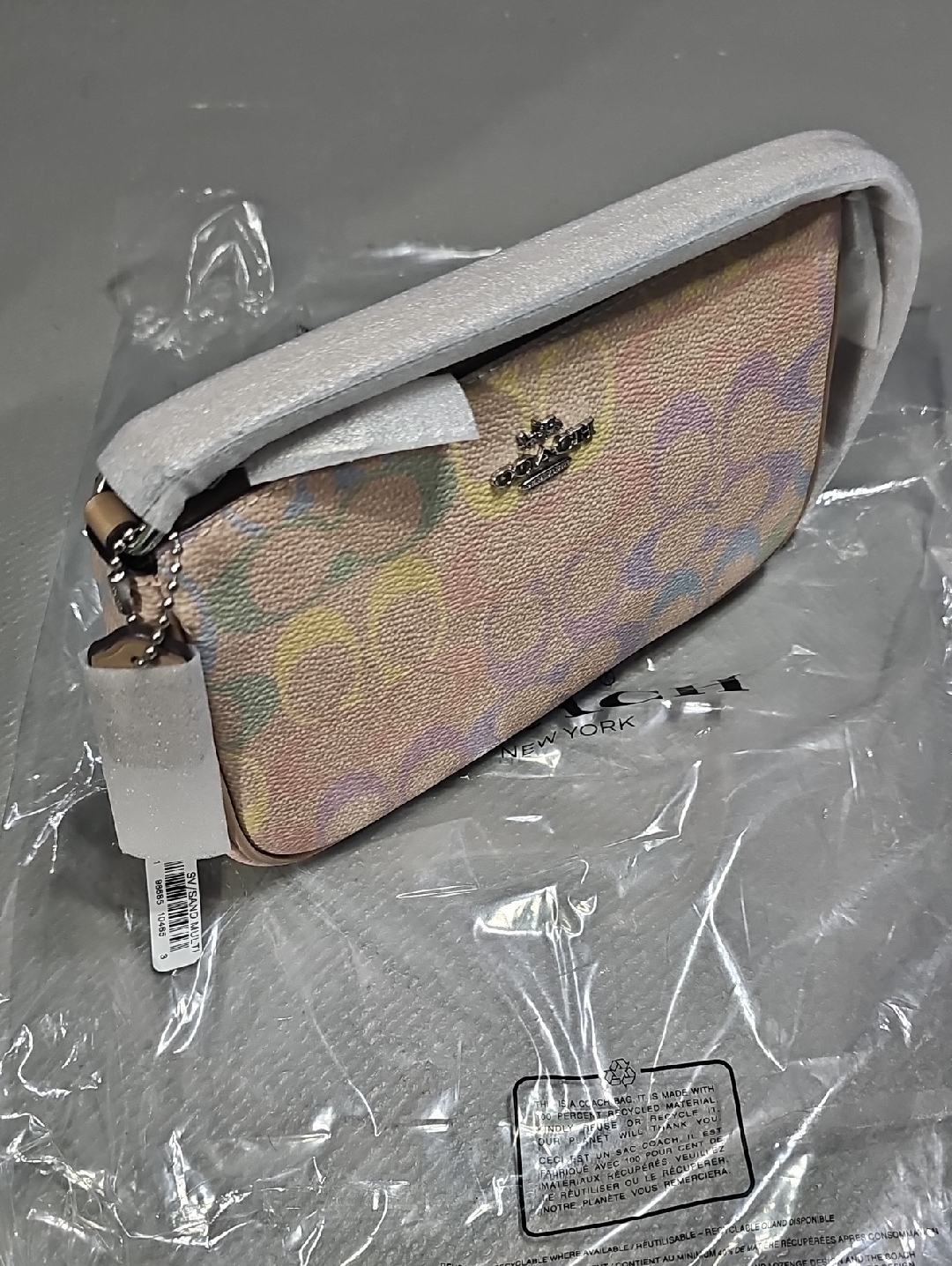 Coach Cdc38 Nwt Svsas Nolita 19 Rainbow Signature